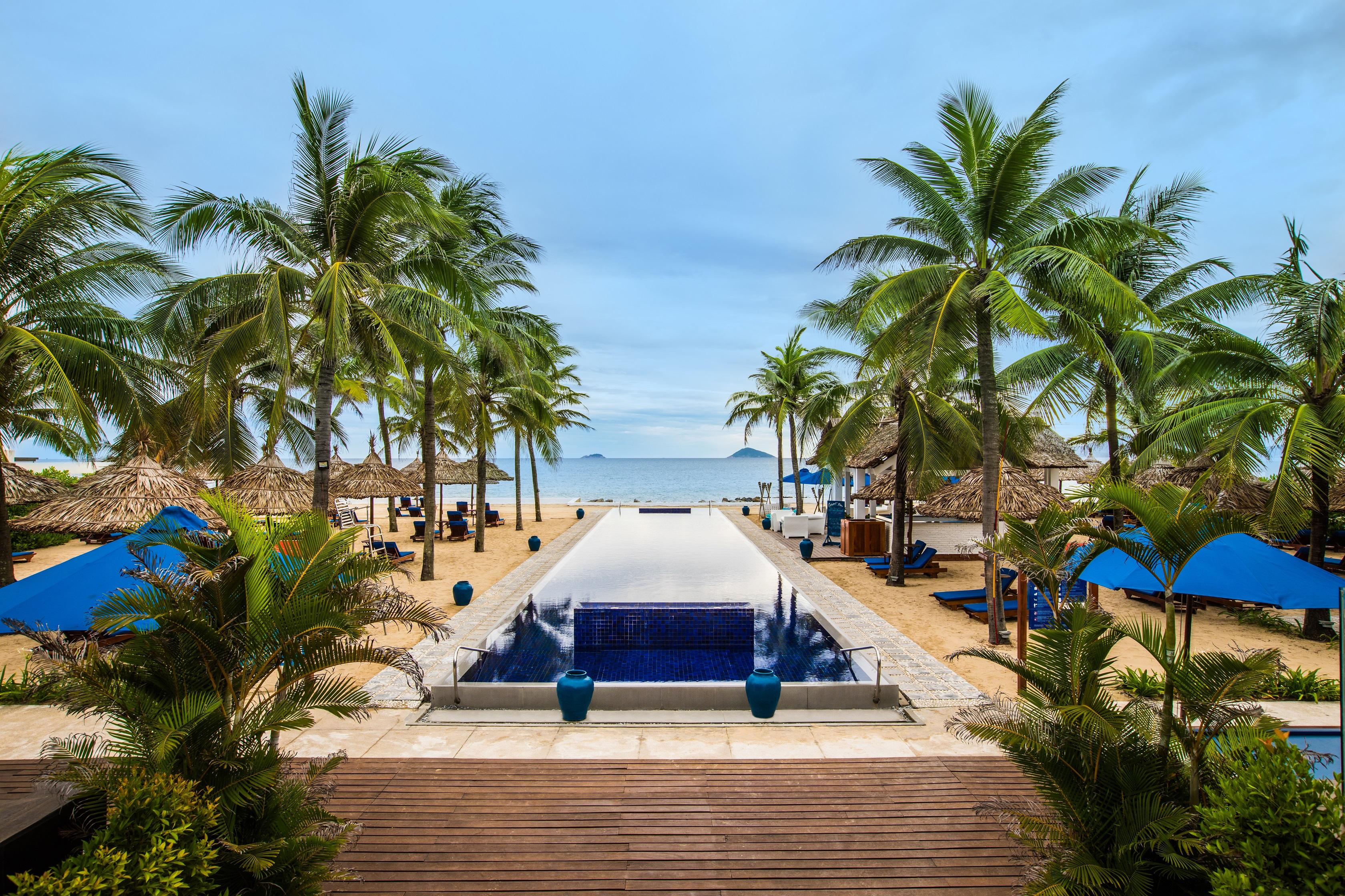 Sunrise Premium Resort & Spa Hoi An Exterior photo