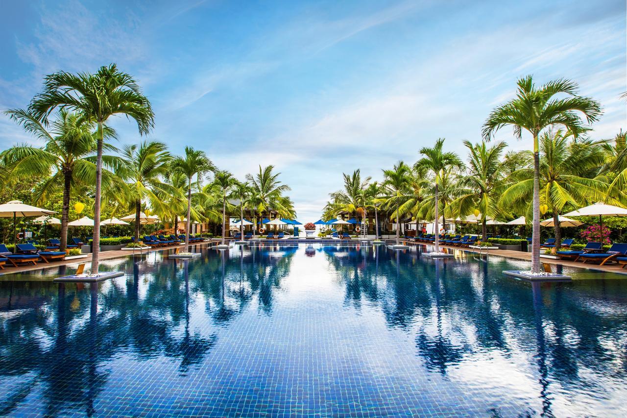 Sunrise Premium Resort & Spa Hoi An Exterior photo